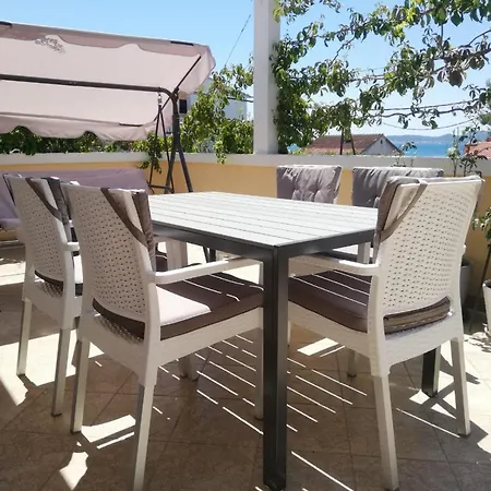 Warm Terrace Apartament *