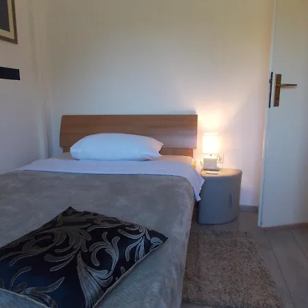 Warm Terrace Apartman *