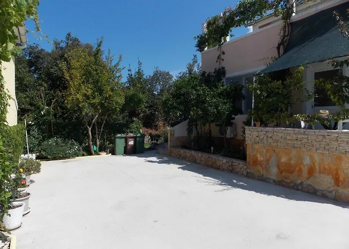 Warm Terrace Appartement *